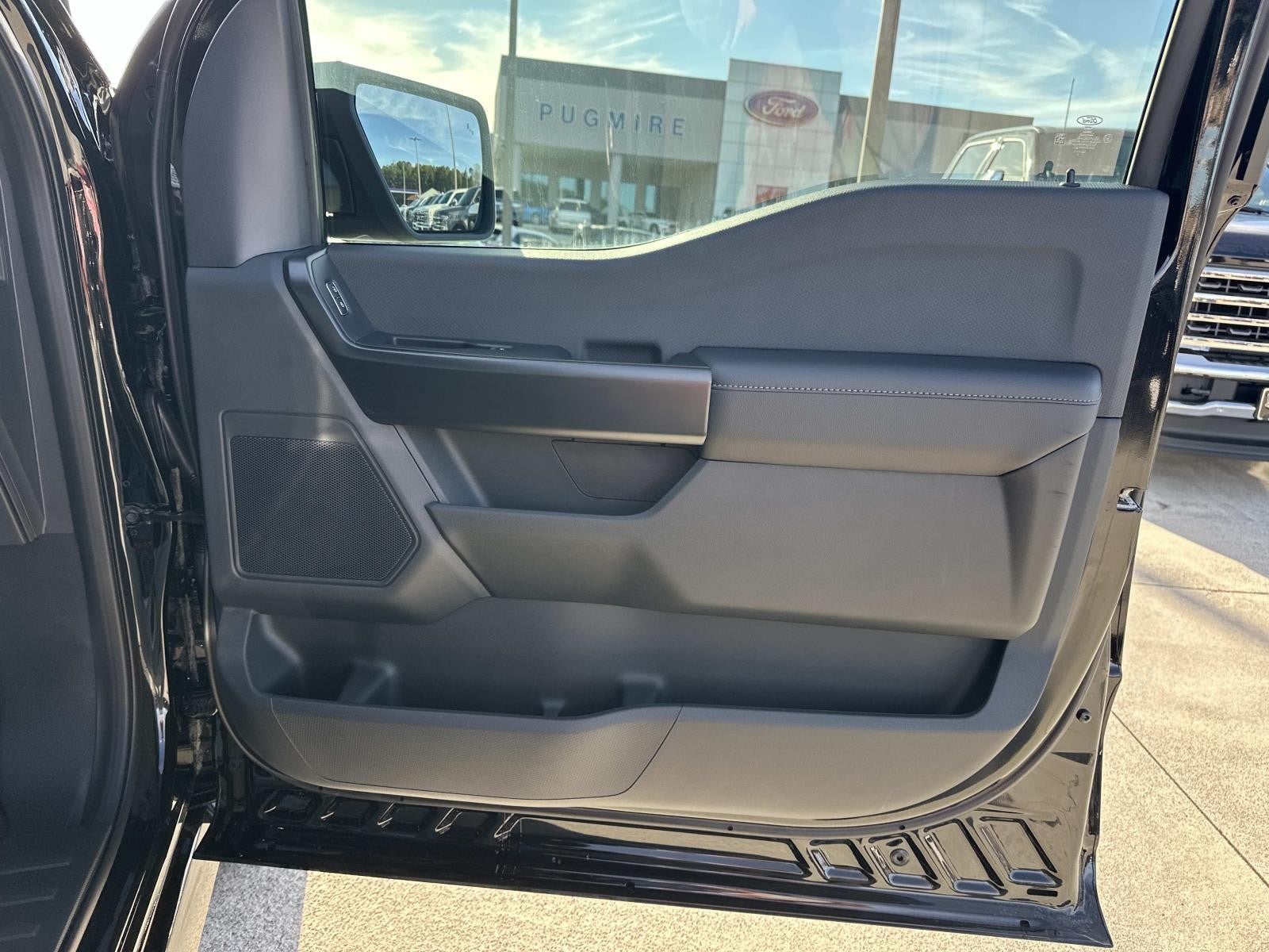 2025 Ford F-150 STX 4WD SUPERCREW 5.5' BO