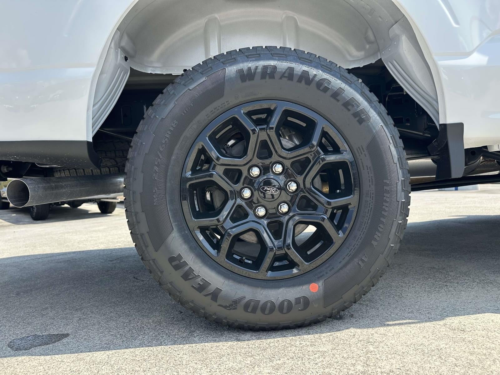 2025 Ford F-150 XLT 4WD SUPERCREW 5.5' BO