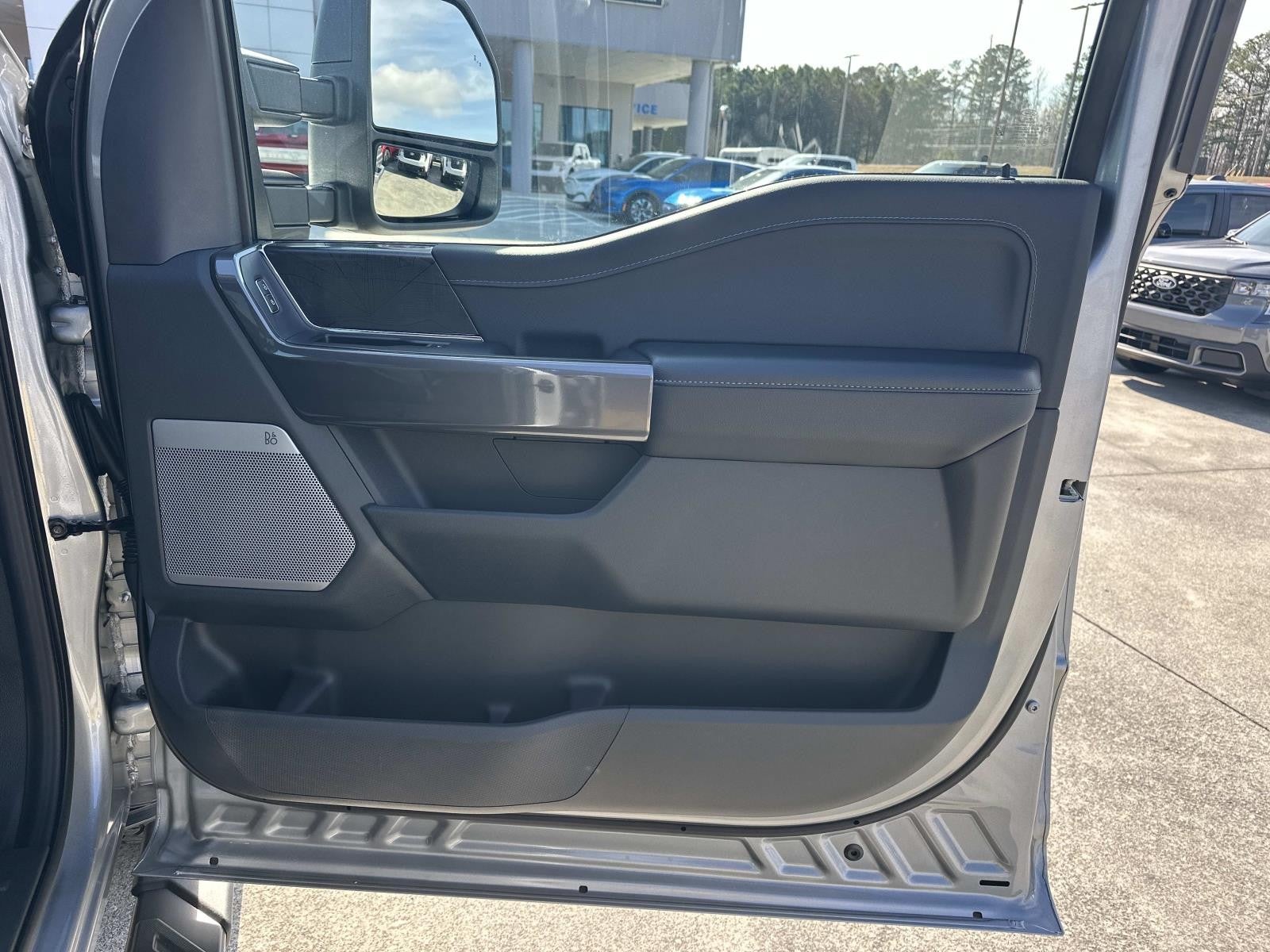 2023 Ford F-150 XLT 4WD SUPERCREW 5.5' BO