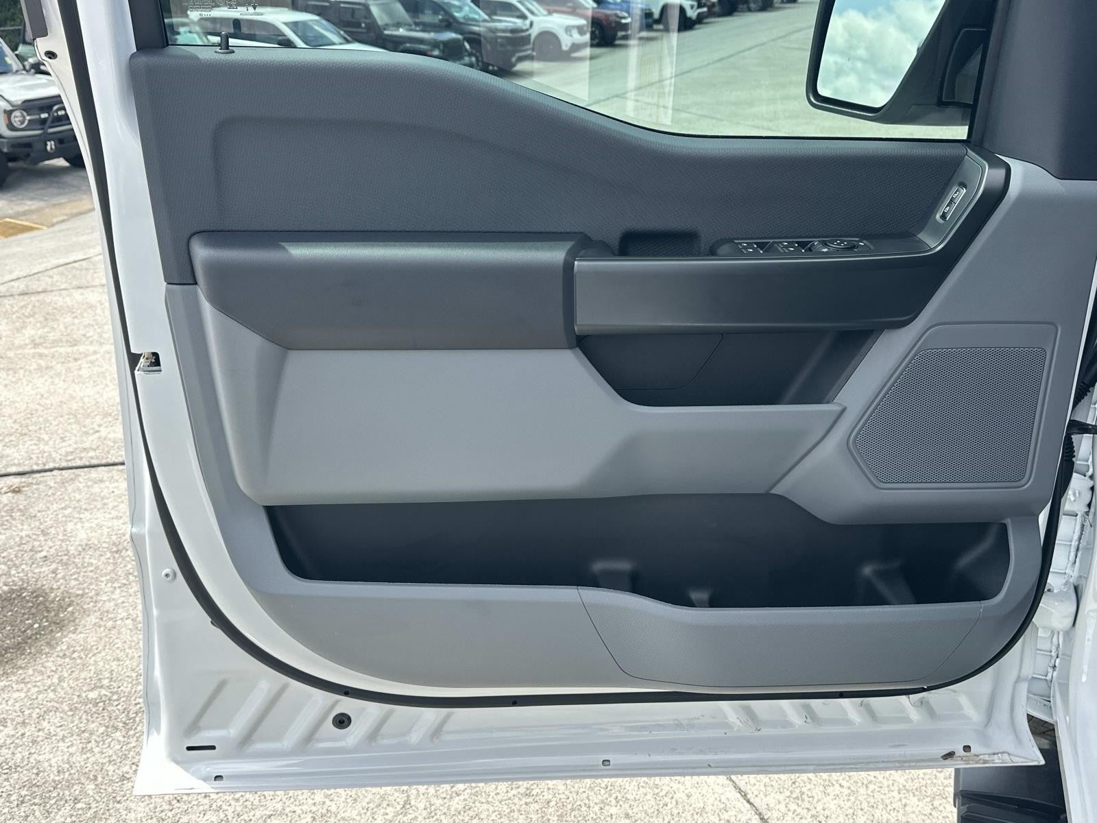 2026 Ford F-150 XL 4WD SUPERCREW