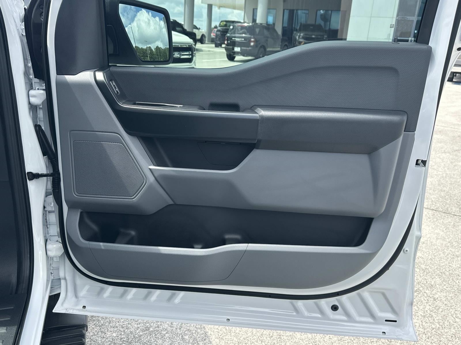 2026 Ford F-150 XL 4WD SUPERCREW
