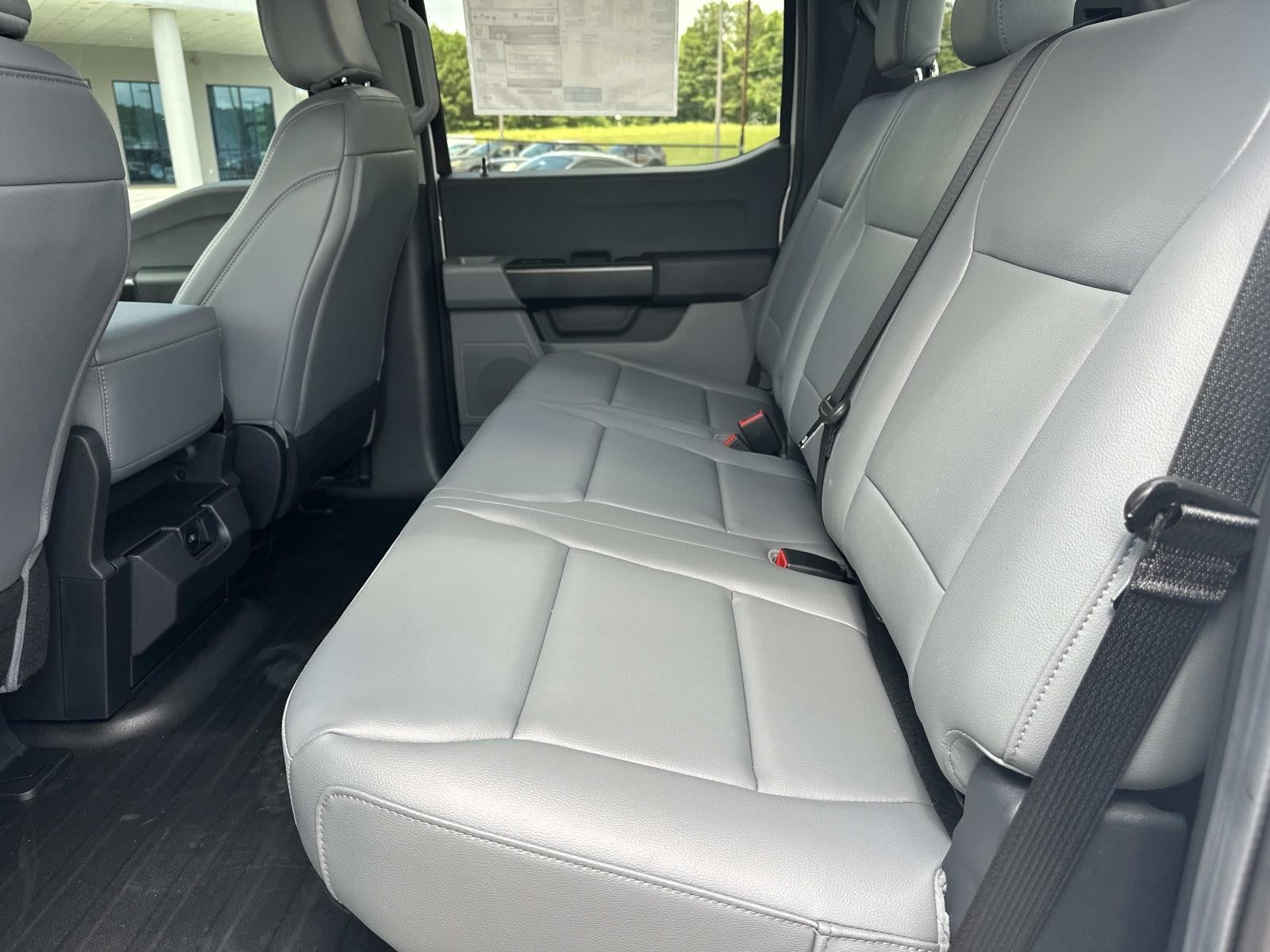 2026 Ford F-150 XL 4WD SUPERCREW
