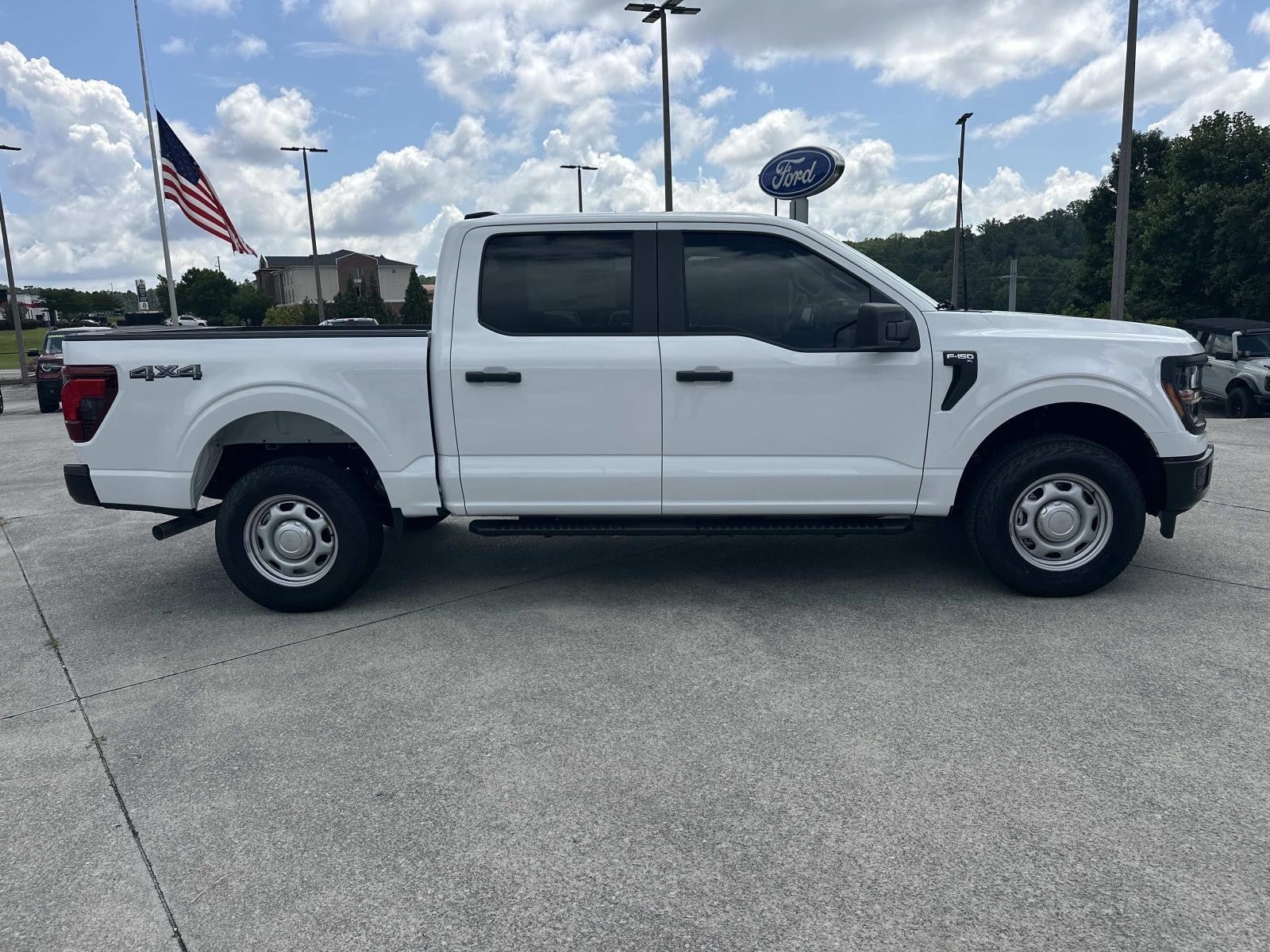 2026 Ford F-150 XL 4WD SUPERCREW