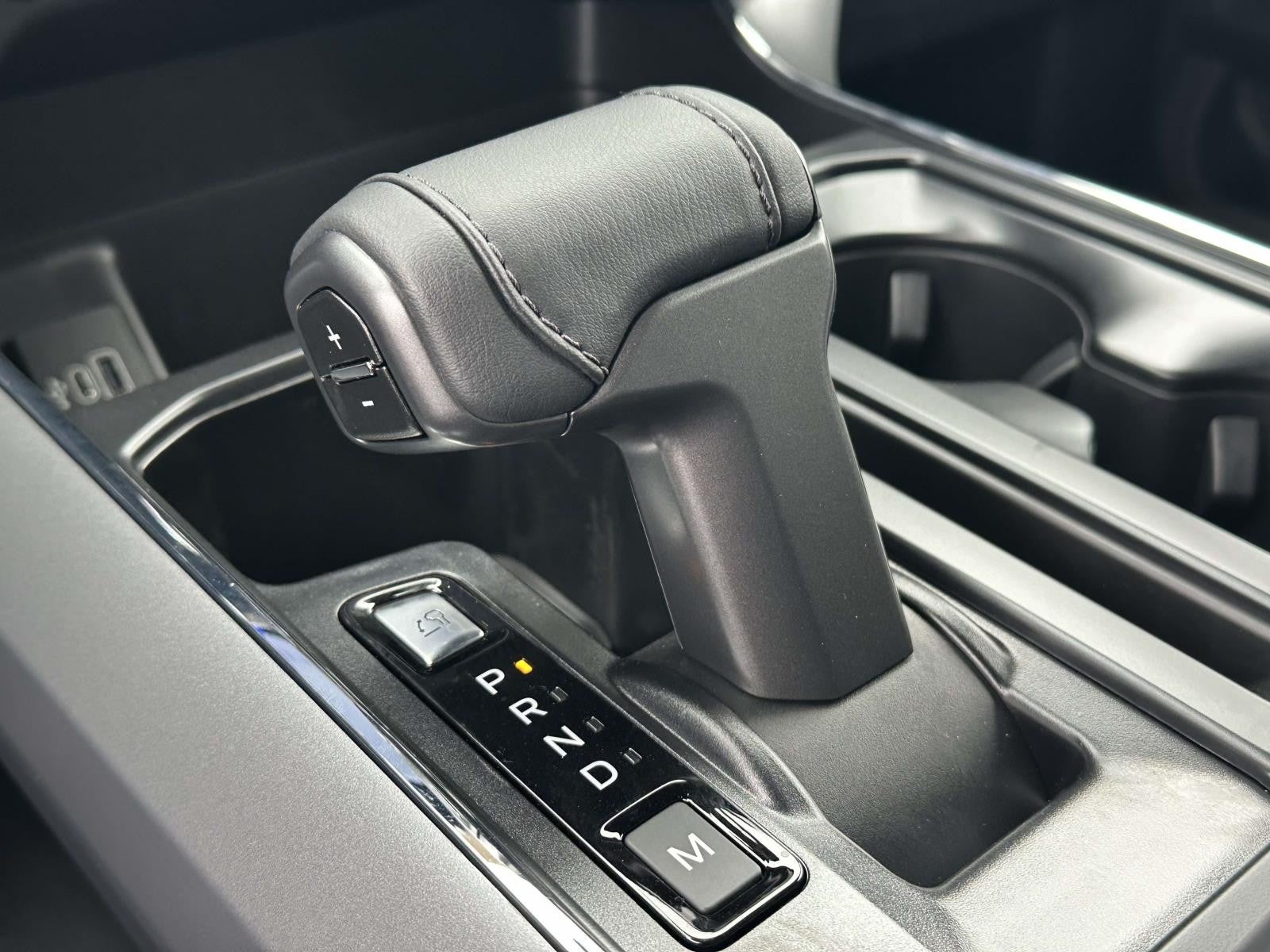 2025 Ford F-150 XLT 4WD SUPERCREW 5.5' BO