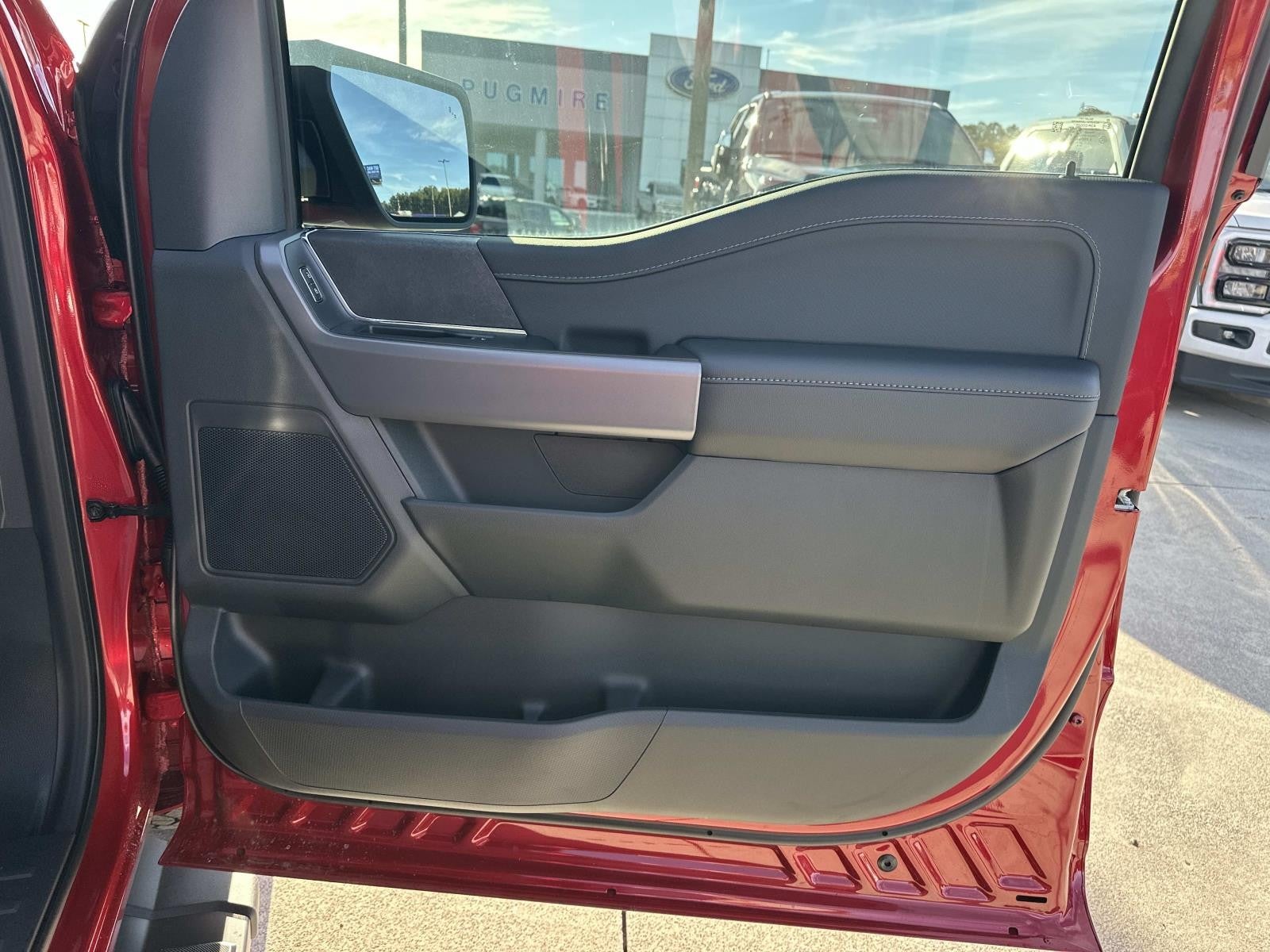 2025 Ford F-150 XLT 4WD SUPERCREW 5.5' BO