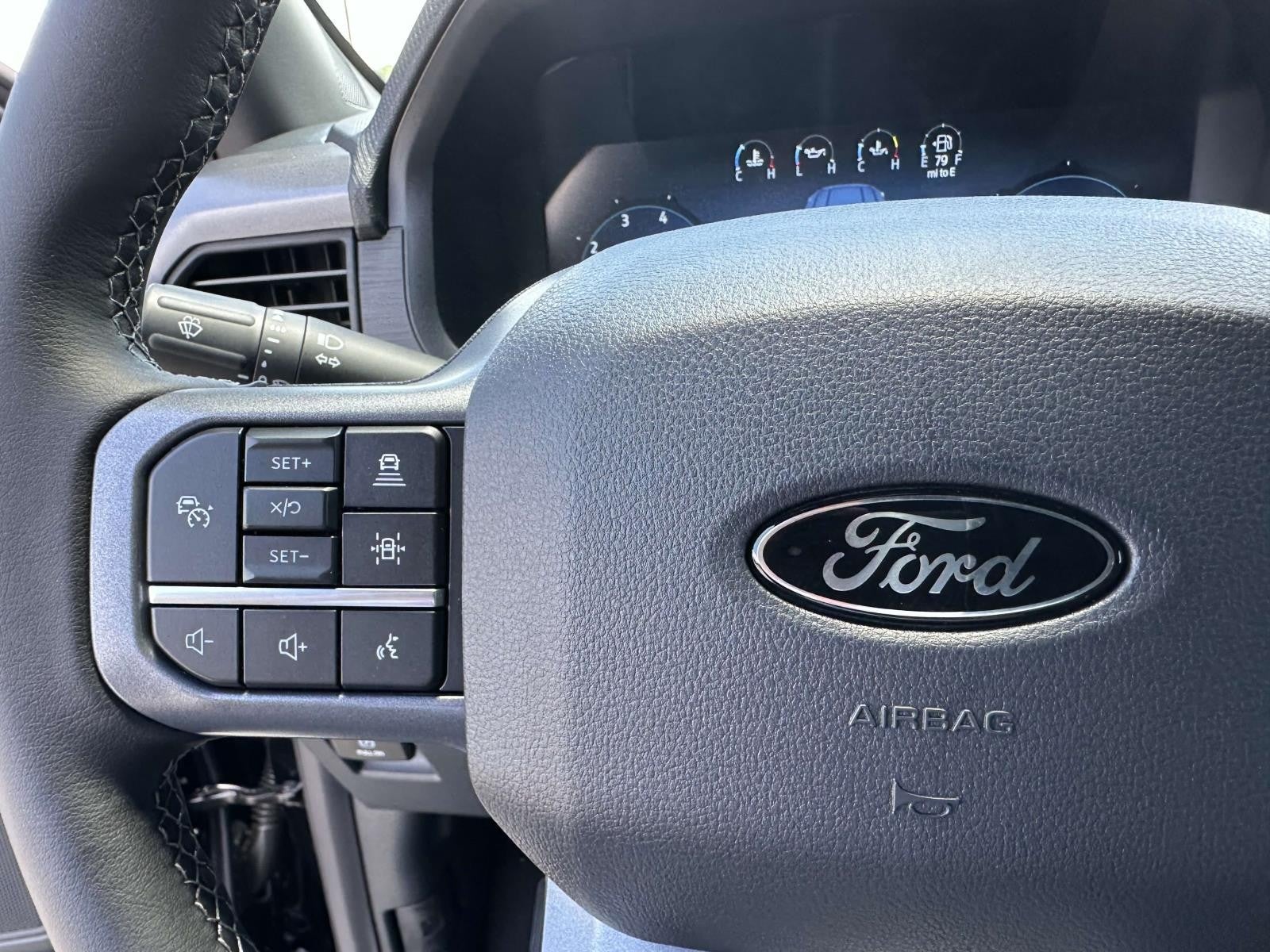 2025 Ford F-150 XLT 4WD SUPERCREW 5.5'