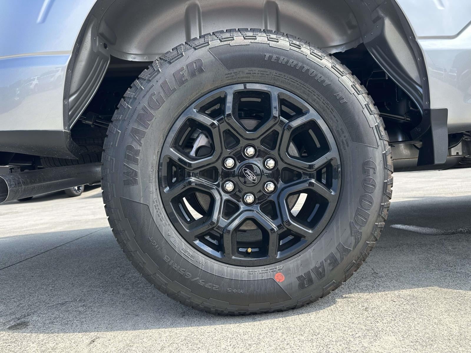 2025 Ford F-150 XLT 4WD SUPERCREW 5.5' BO