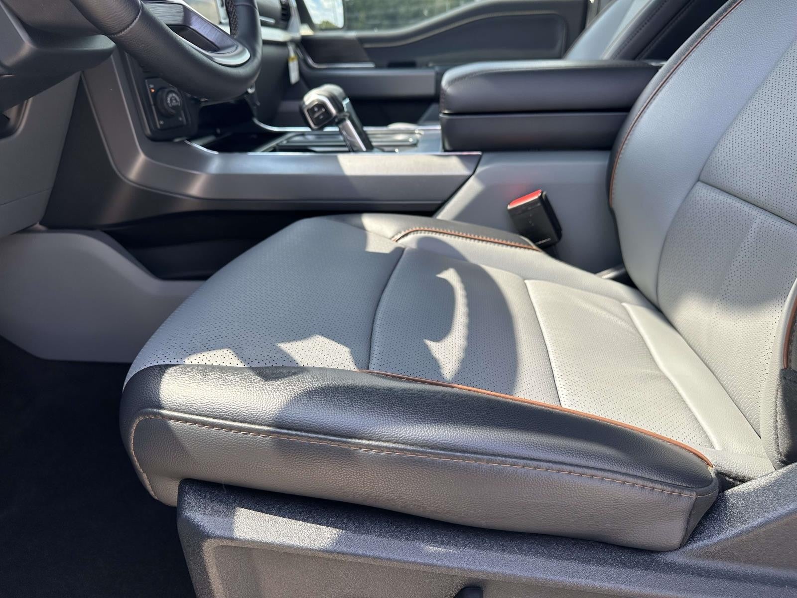 2025 Ford F-150 LARIAT 4WD SUPERCREW 5.5'