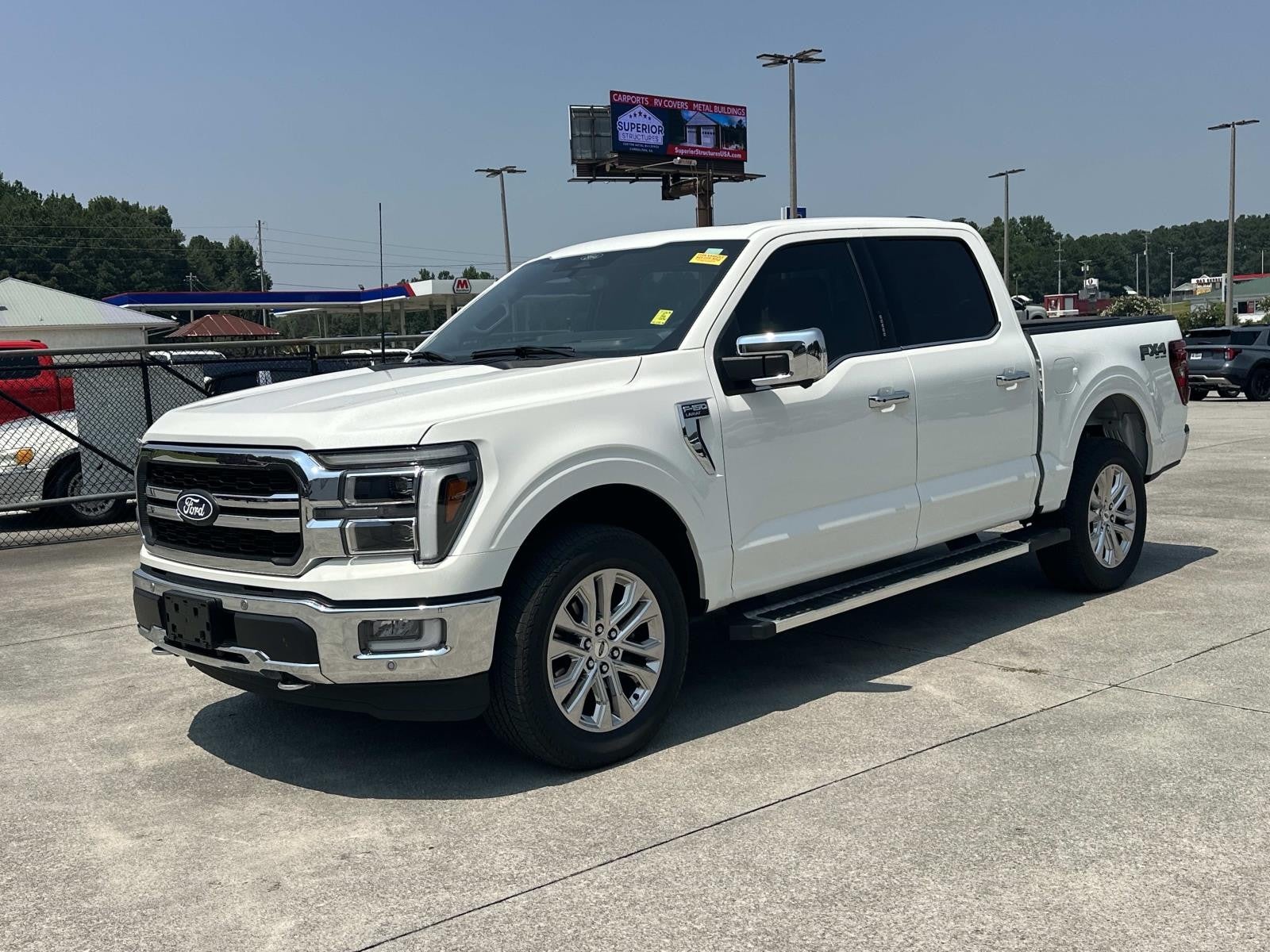 2024 Ford F-150 LARIAT 4WD CREW