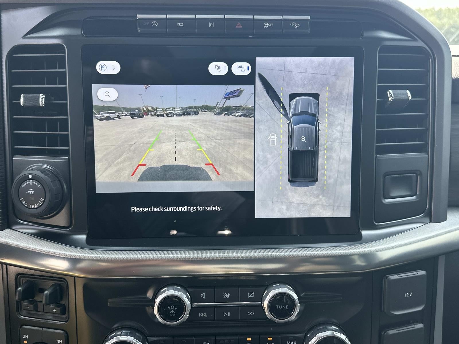 2024 Ford F-150 LARIAT 4WD CREW