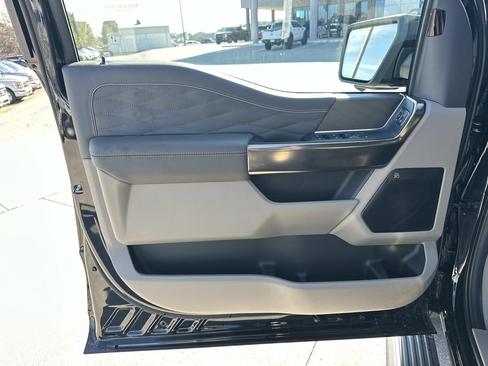 2026 Ford F-150 PLATINUM 4WD SUPERCREW 5.