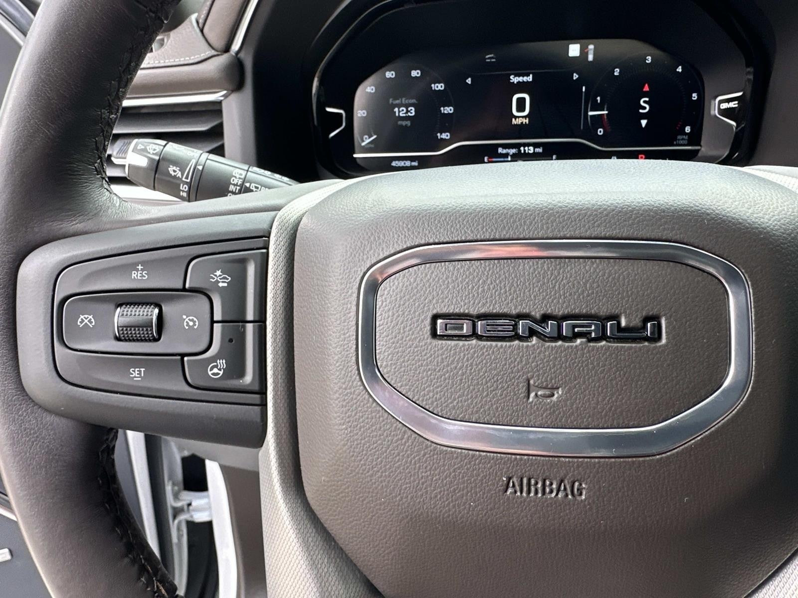 2022 GMC Yukon 2WD 4DR DENALI PREMIUM