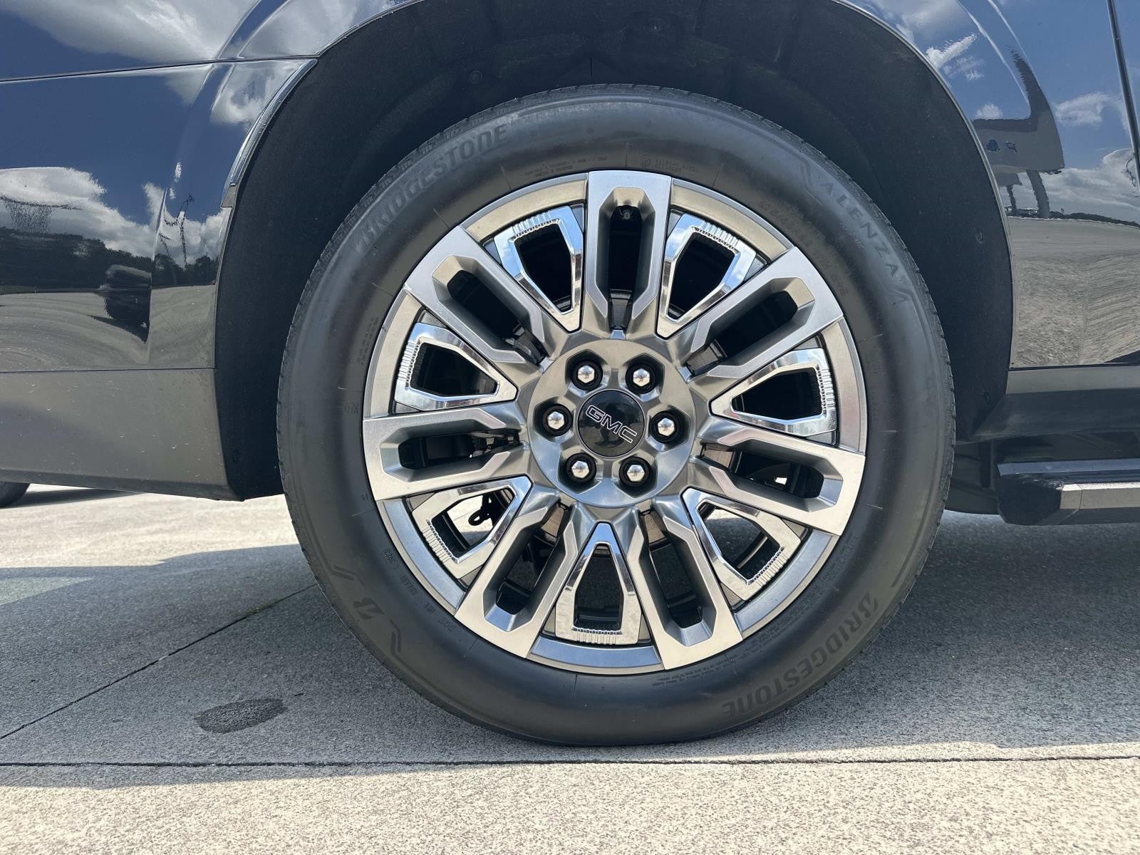 2023 GMC Yukon XL 4WD DENALI ULTIMATE