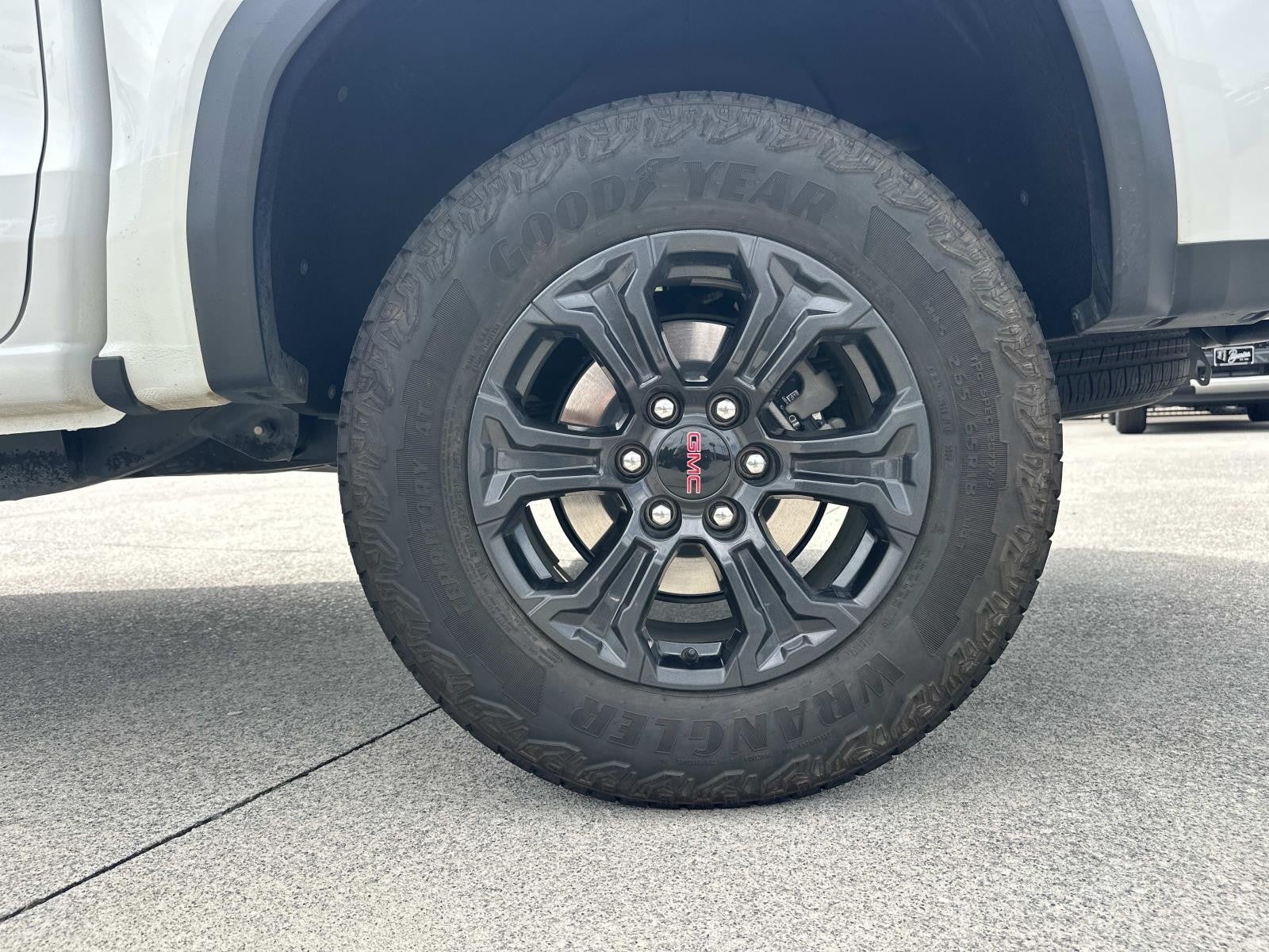 2024 GMC Canyon ELEVATION