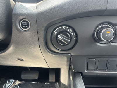 2023 Nissan Frontier CREW CAB 4X4 SV AUTO