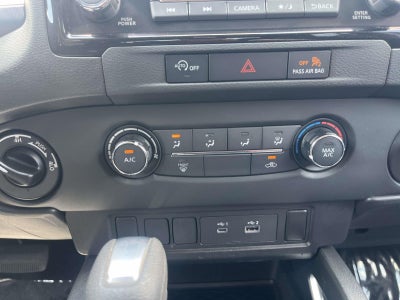 2023 Nissan Frontier CREW CAB 4X4 SV AUTO
