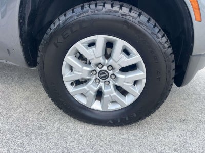 2023 Nissan Frontier CREW CAB 4X4 SV AUTO