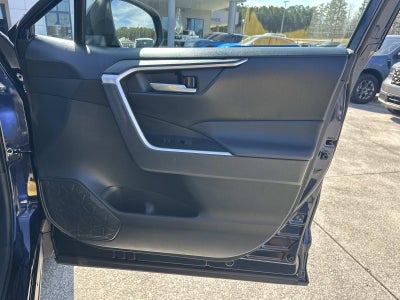 2023 Toyota RAV4 XLE FWD