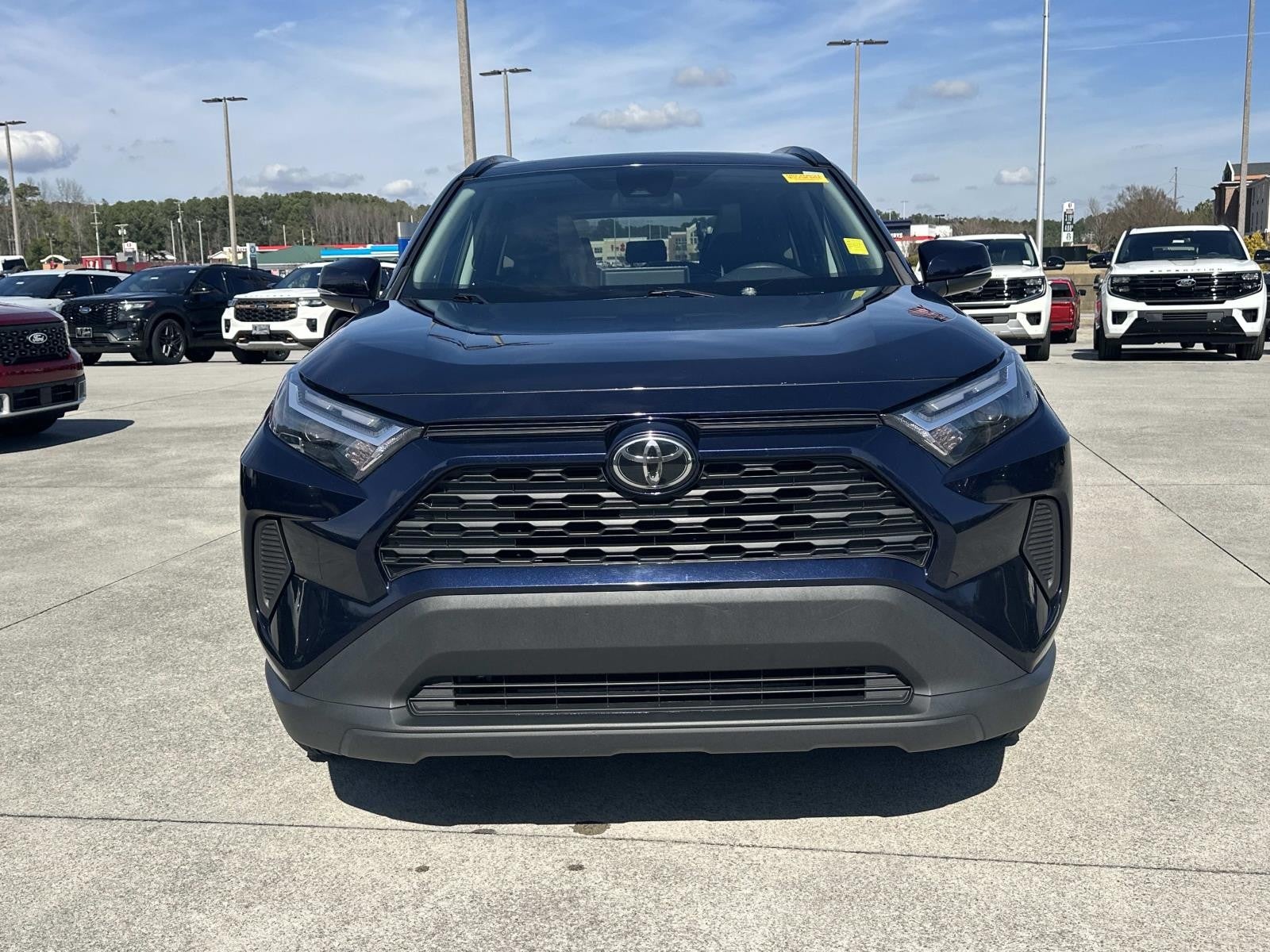 2023 Toyota RAV4 XLE FWD