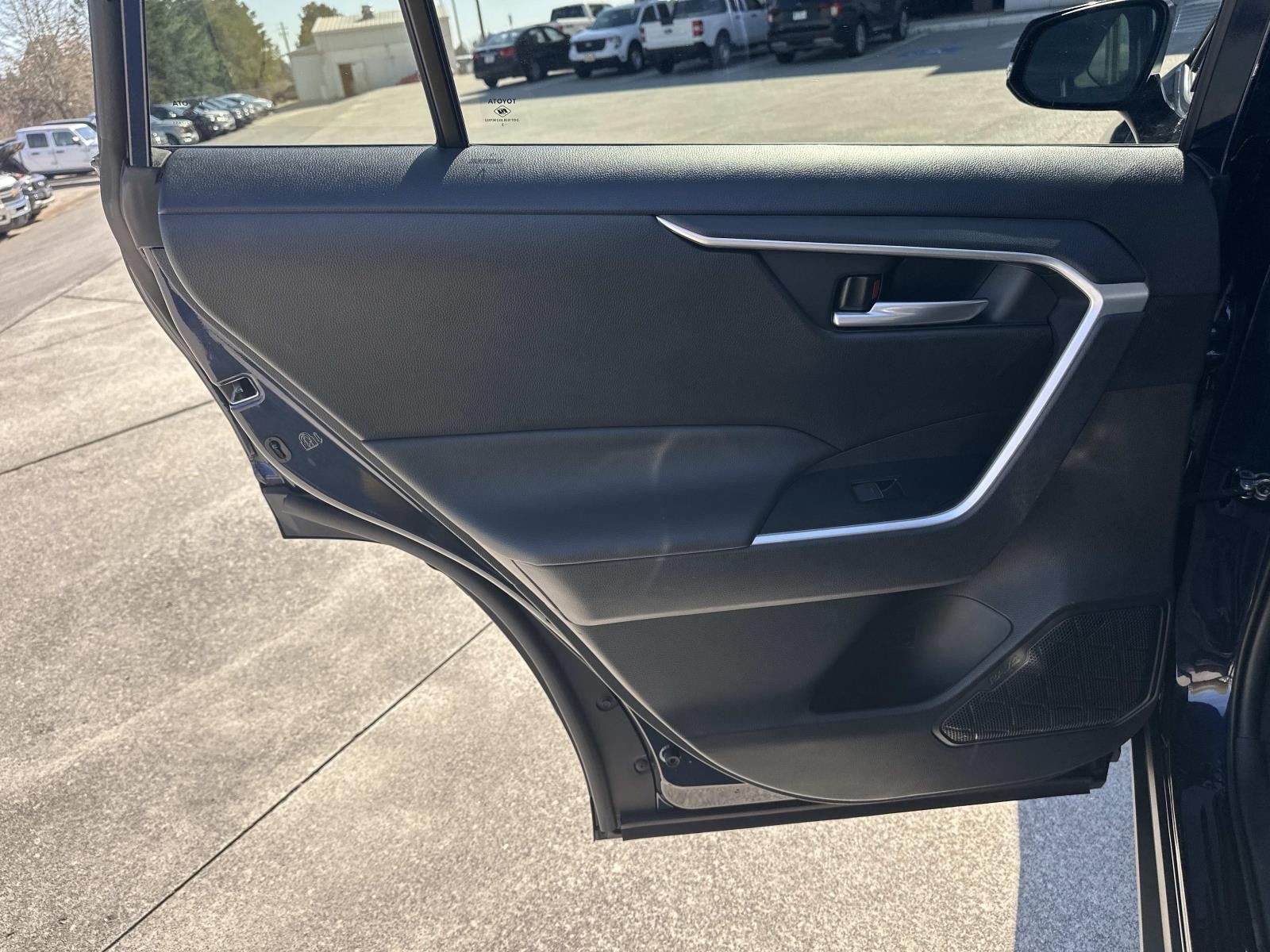 2023 Toyota RAV4 XLE FWD