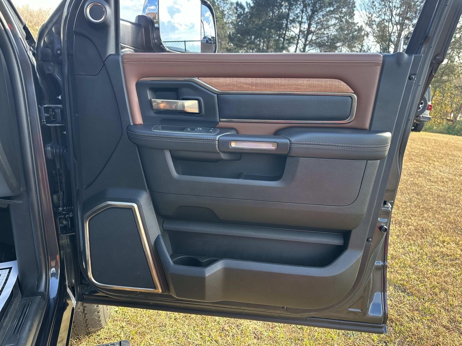 2022 RAM 2500 LONGHORN 4X4 MEGA CAB 6'4