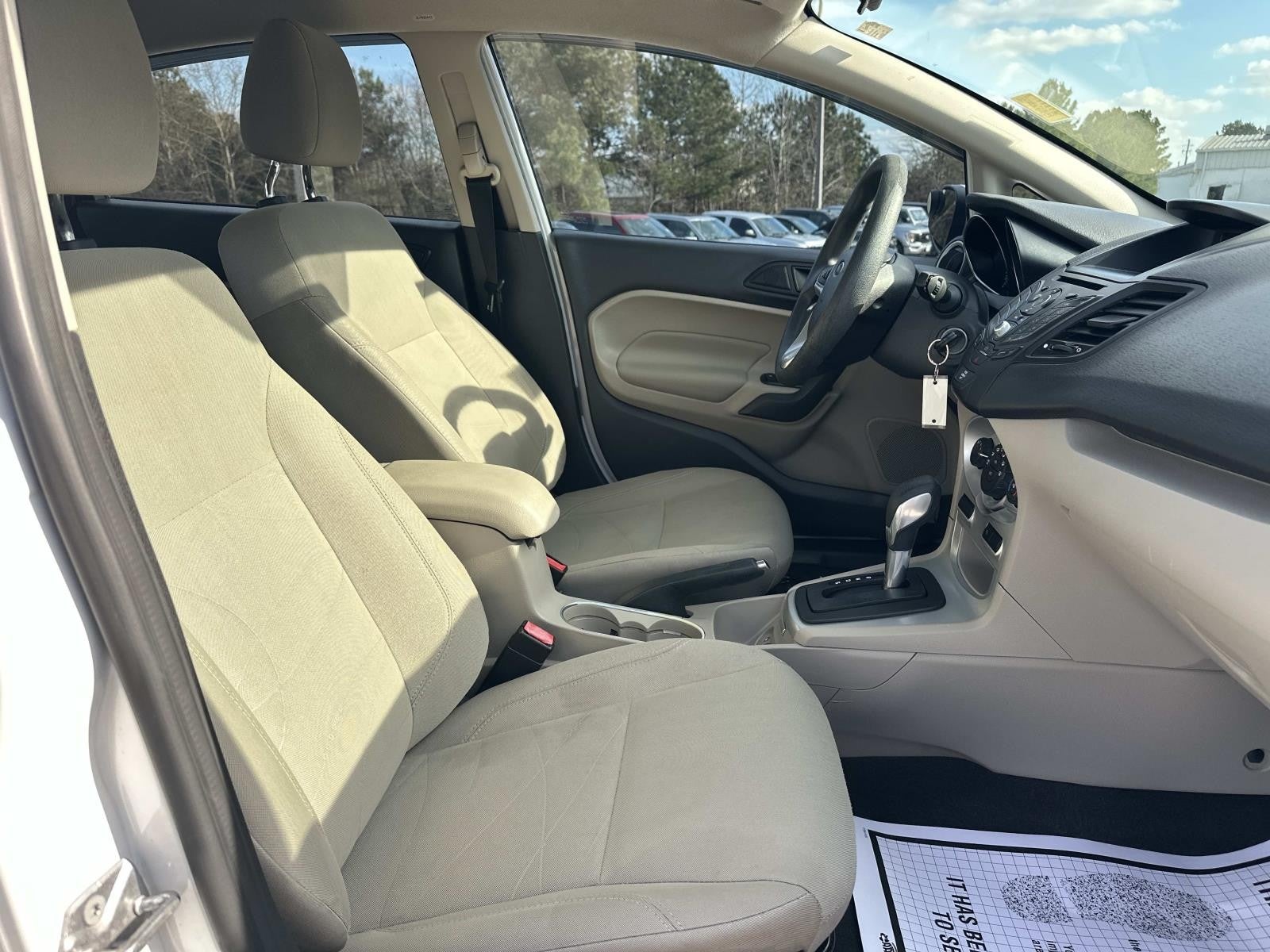 2018 Ford Fiesta SE SEDAN