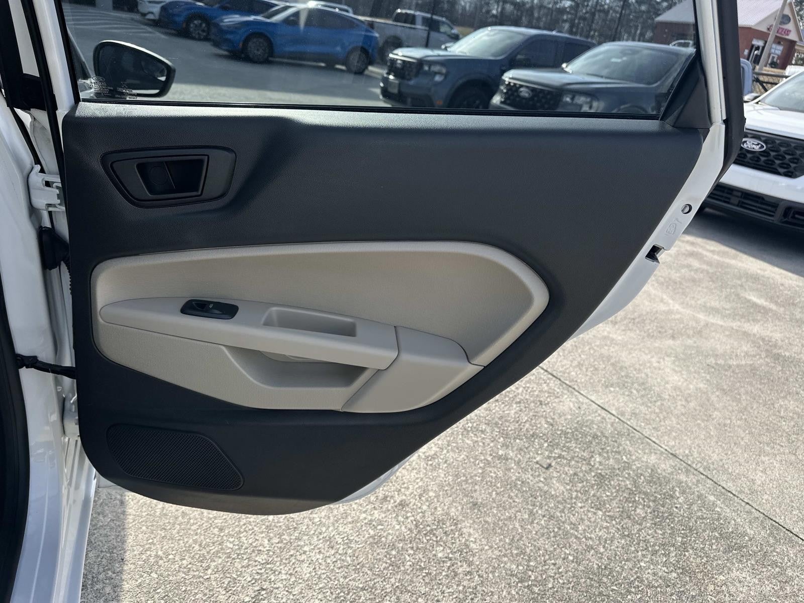 2018 Ford Fiesta SE SEDAN