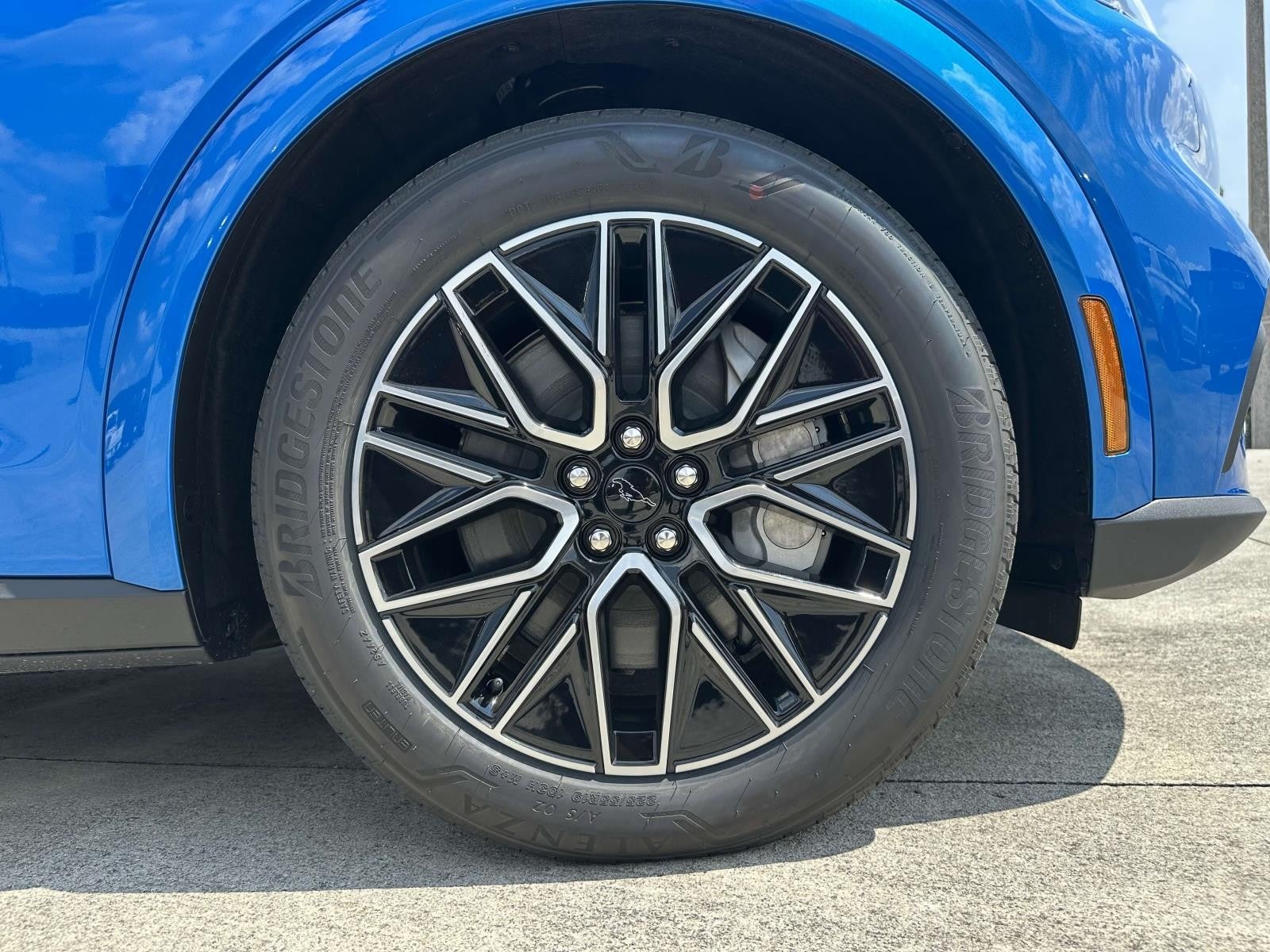 2025 Ford Mustang Mach-E PREMIUM RWD